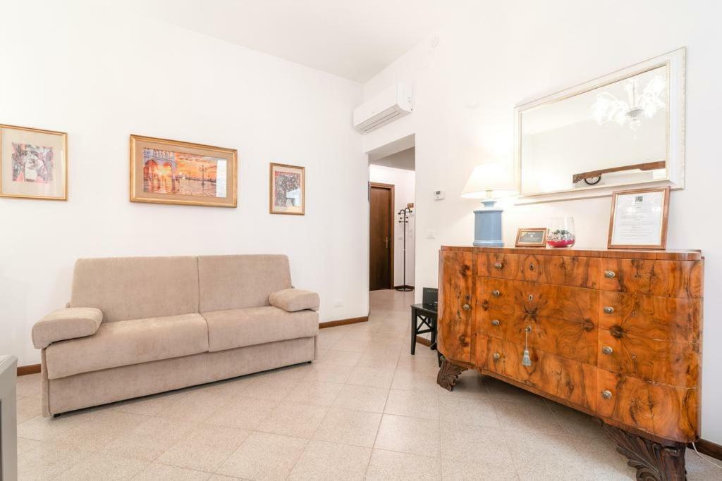 Casa Delle Botteghe Apartment Venesia Bagian luar foto